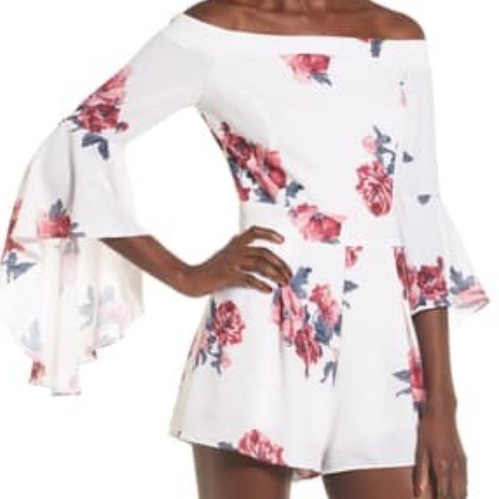 Socialite off shoulder bell sleeved romper